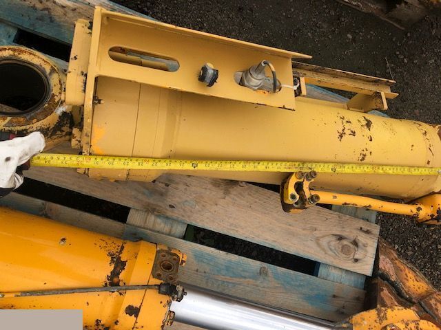 Hidravlični cilinder za Gradbeni stroj Liebherr L564 - Siłownik Wychyłu: slika 8 Hidravlični cilinder za Gradbeni stroj Liebherr L564 - Siłownik Wychyłu: slika 8