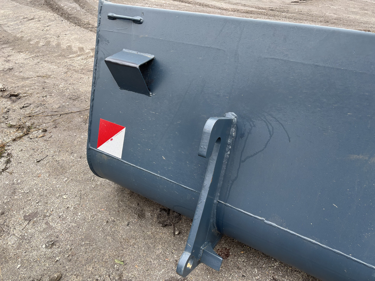 Žlica za nakladalnik Łyżka Objętościowa 2,3m 1,01 m3 z mocowaniem do ładowarki Manitou.: slika 9