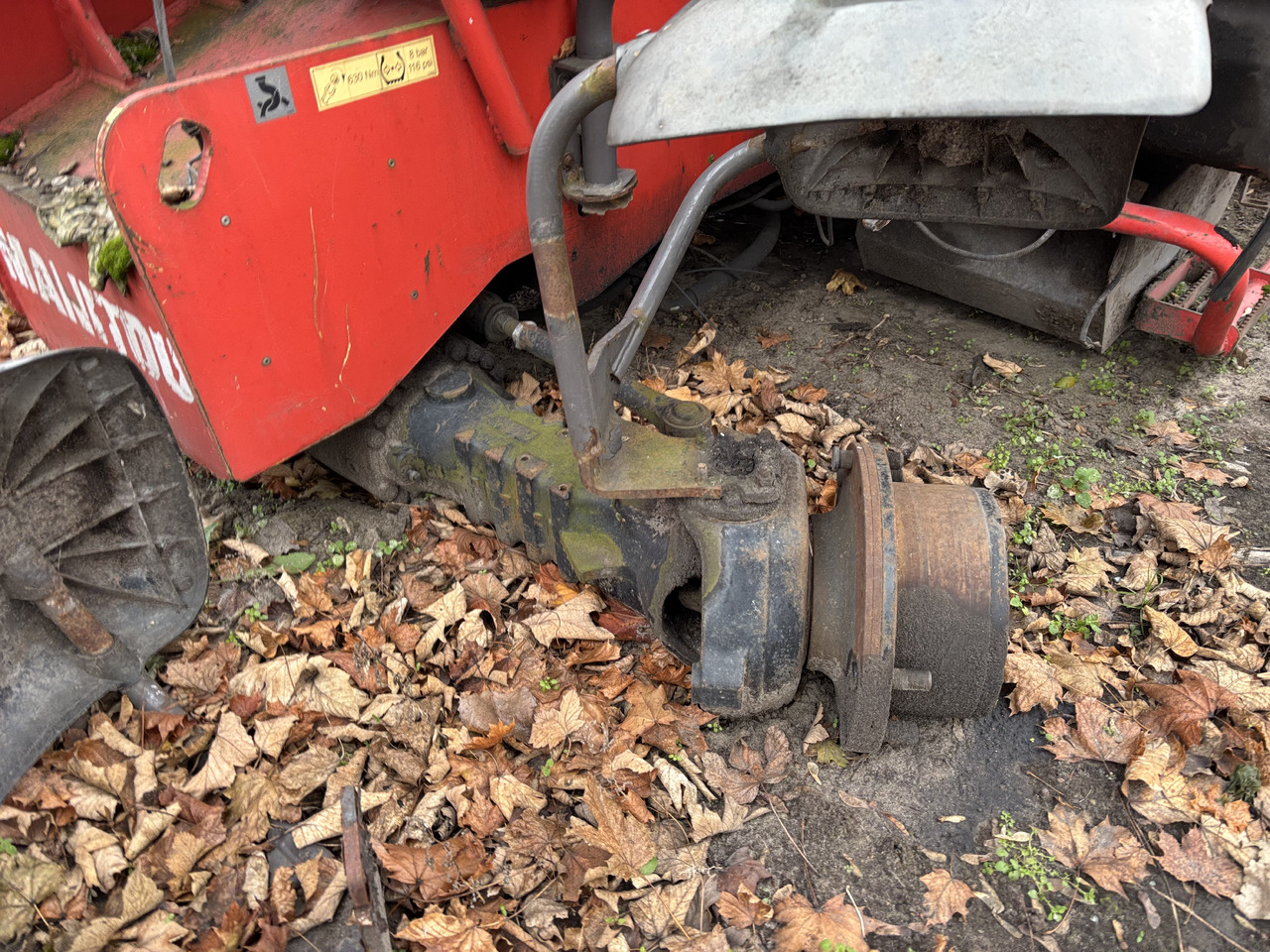 Manitou MHT 860 L Most Przedni Most Tylny Zwolnica Zwrotnica Obudowa Zawieszenie CZĘŚCI - Bočni reduktor za Kmetijski stroj: slika 1 Manitou MHT 860 L Most Przedni Most Tylny Zwolnica Zwrotnica Obudowa Zawieszenie CZĘŚCI - Bočni reduktor za Kmetijski stroj: slika 1