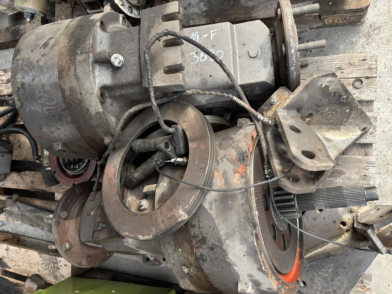 Massey Ferguson 3690 Obudowa Hamulca Tylnego Prawa 3616544M2 - Zavorni dodatki za Kmetijski stroj: slika 5 Massey Ferguson 3690 Obudowa Hamulca Tylnego Prawa 3616544M2 - Zavorni dodatki za Kmetijski stroj: slika 5