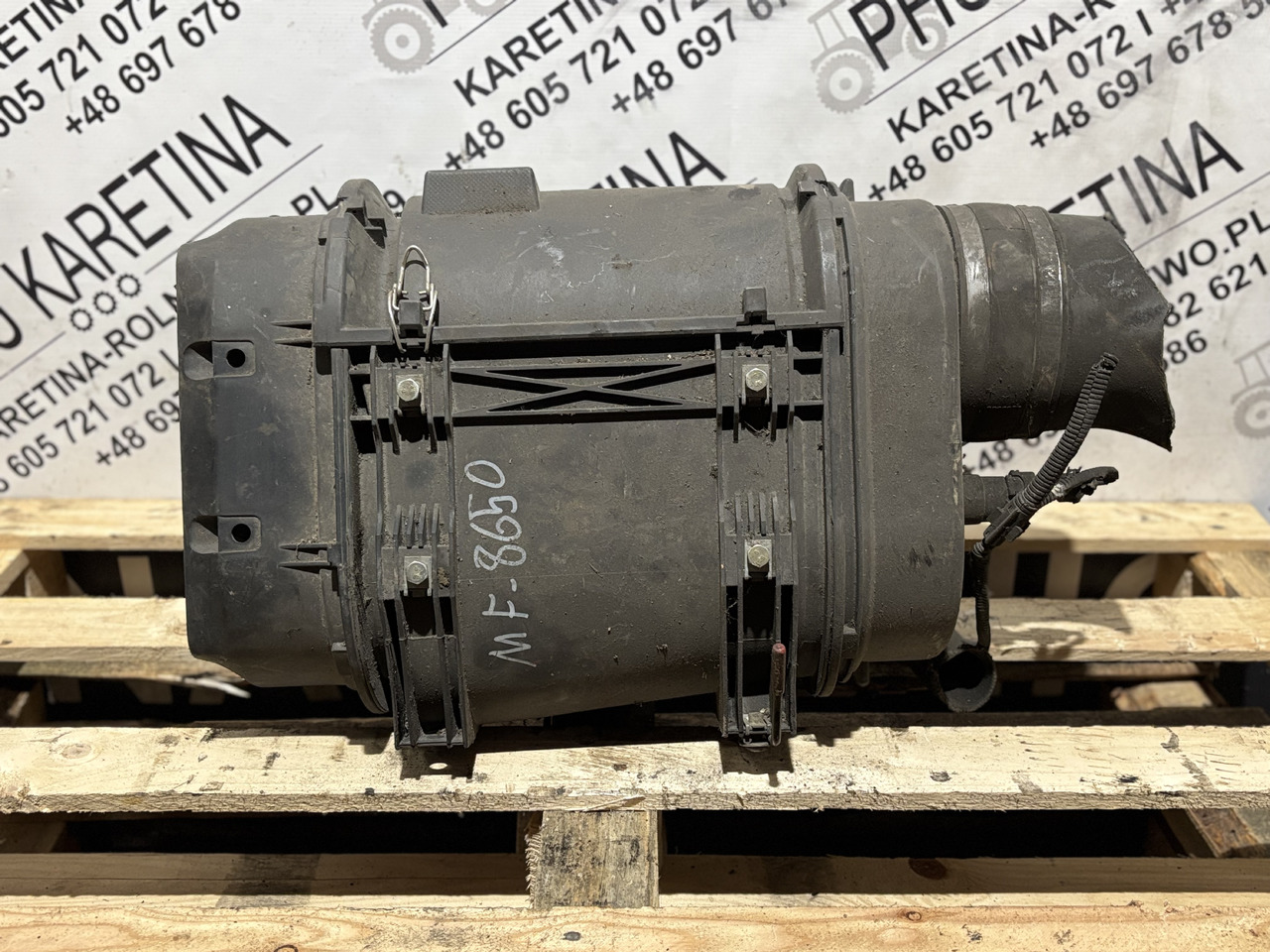 Massey Ferguson 4286482M92 Obudowa Filtra Powietrza Zespół - Zračni filter za Kmetijski stroj: slika 2 Massey Ferguson 4286482M92 Obudowa Filtra Powietrza Zespół - Zračni filter za Kmetijski stroj: slika 2