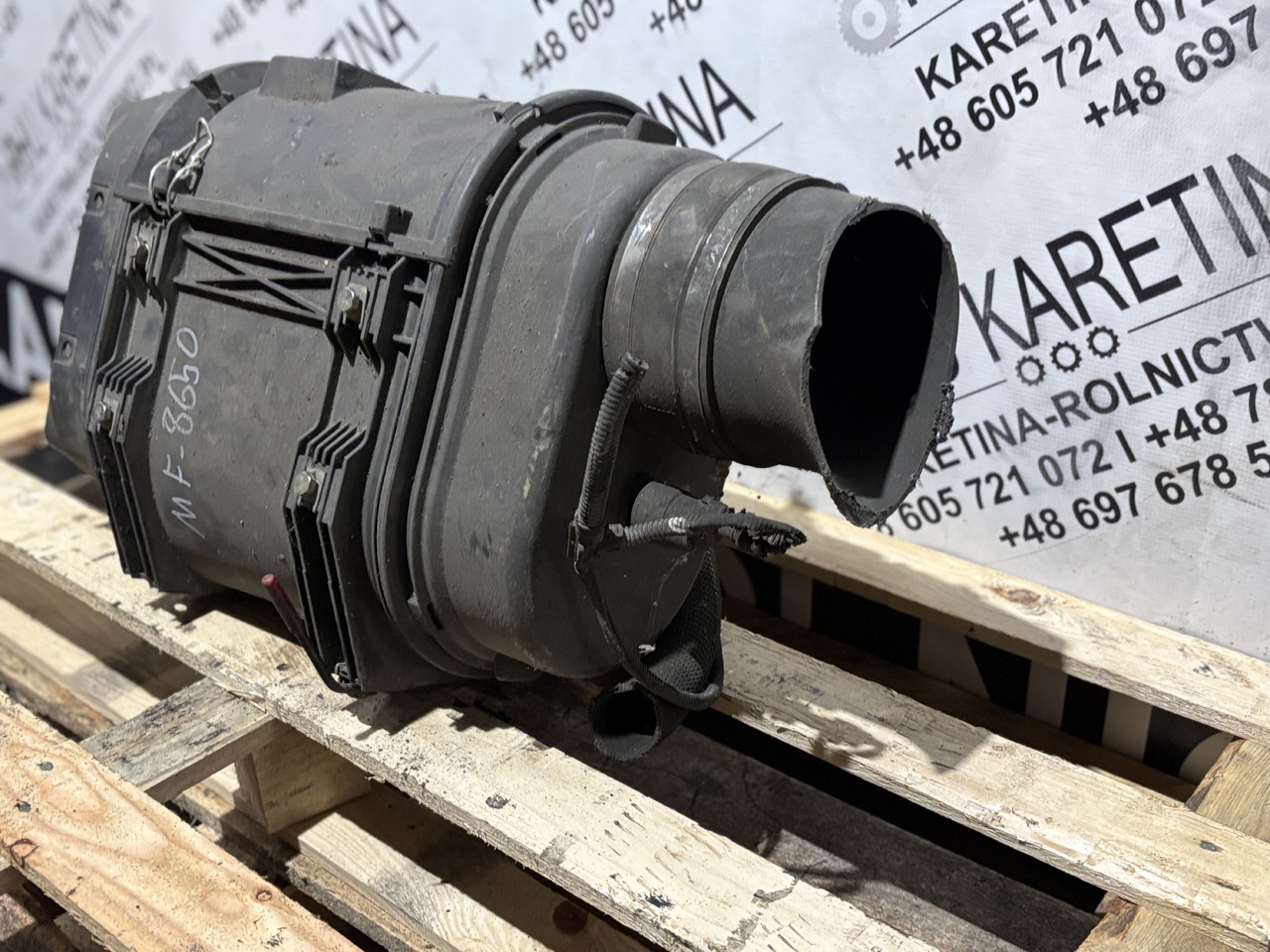 Massey Ferguson 4286482M92 Obudowa Filtra Powietrza Zespół - Zračni filter za Kmetijski stroj: slika 3 Massey Ferguson 4286482M92 Obudowa Filtra Powietrza Zespół - Zračni filter za Kmetijski stroj: slika 3