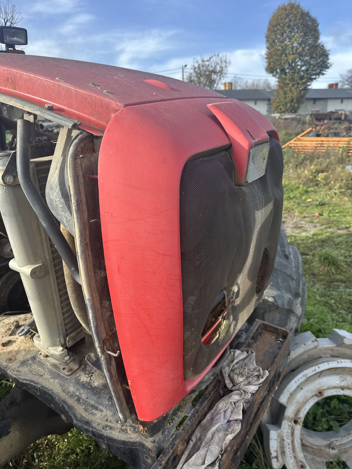 Massey Ferguson 6480 - 6499 grill przedni maska atrapa - Karoserija in zunanjost za Traktor: slika 2 Massey Ferguson 6480 - 6499 grill przedni maska atrapa - Karoserija in zunanjost za Traktor: slika 2