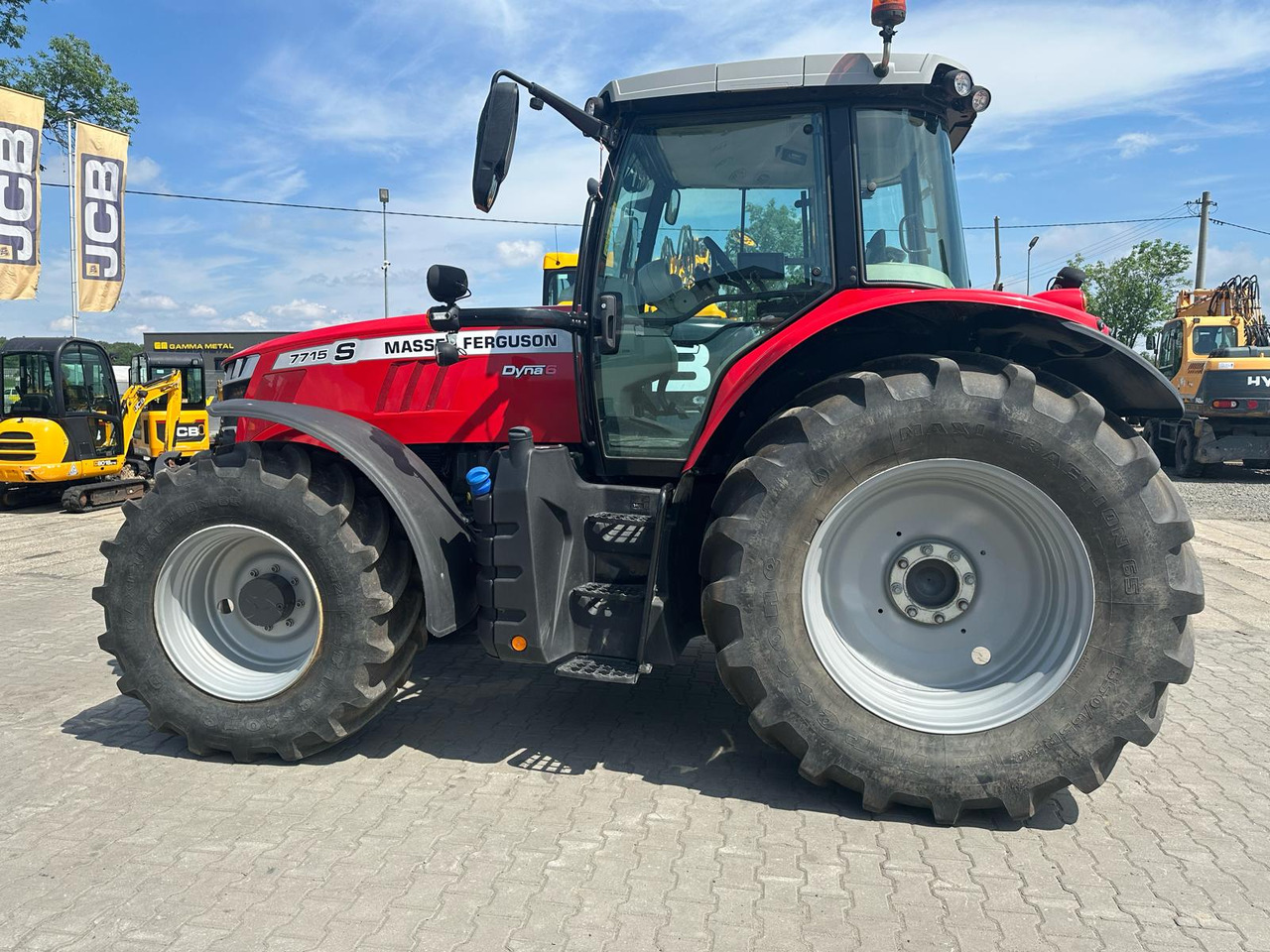 Traktor Massey Ferguson 7715S: slika 12