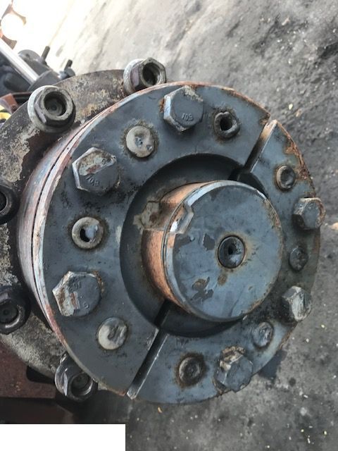 Massey Ferguson - Piasta Koła Klin Mocowanie Koła Tylnego - Pesto za Kmetijski stroj: slika 2 Massey Ferguson - Piasta Koła Klin Mocowanie Koła Tylnego - Pesto za Kmetijski stroj: slika 2