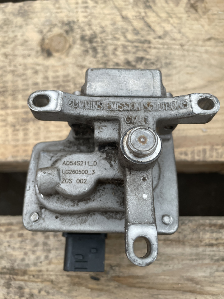Mercedes Cummins Detroit - dozownik DEF - A0001407539 A0001405139 - Izpušni sistem za Gradbeni stroj: slika 3 Mercedes Cummins Detroit - dozownik DEF - A0001407539 A0001405139 - Izpušni sistem za Gradbeni stroj: slika 3
