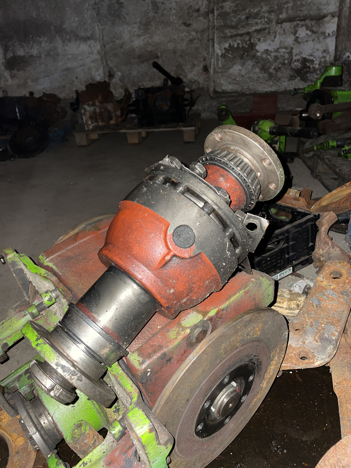 Merlo - mechanizm róźnicowy dyferencjał dyfer z blokadą - Diferencialni menjalnik za Kmetijski stroj: slika 2 Merlo - mechanizm róźnicowy dyferencjał dyfer z blokadą - Diferencialni menjalnik za Kmetijski stroj: slika 2