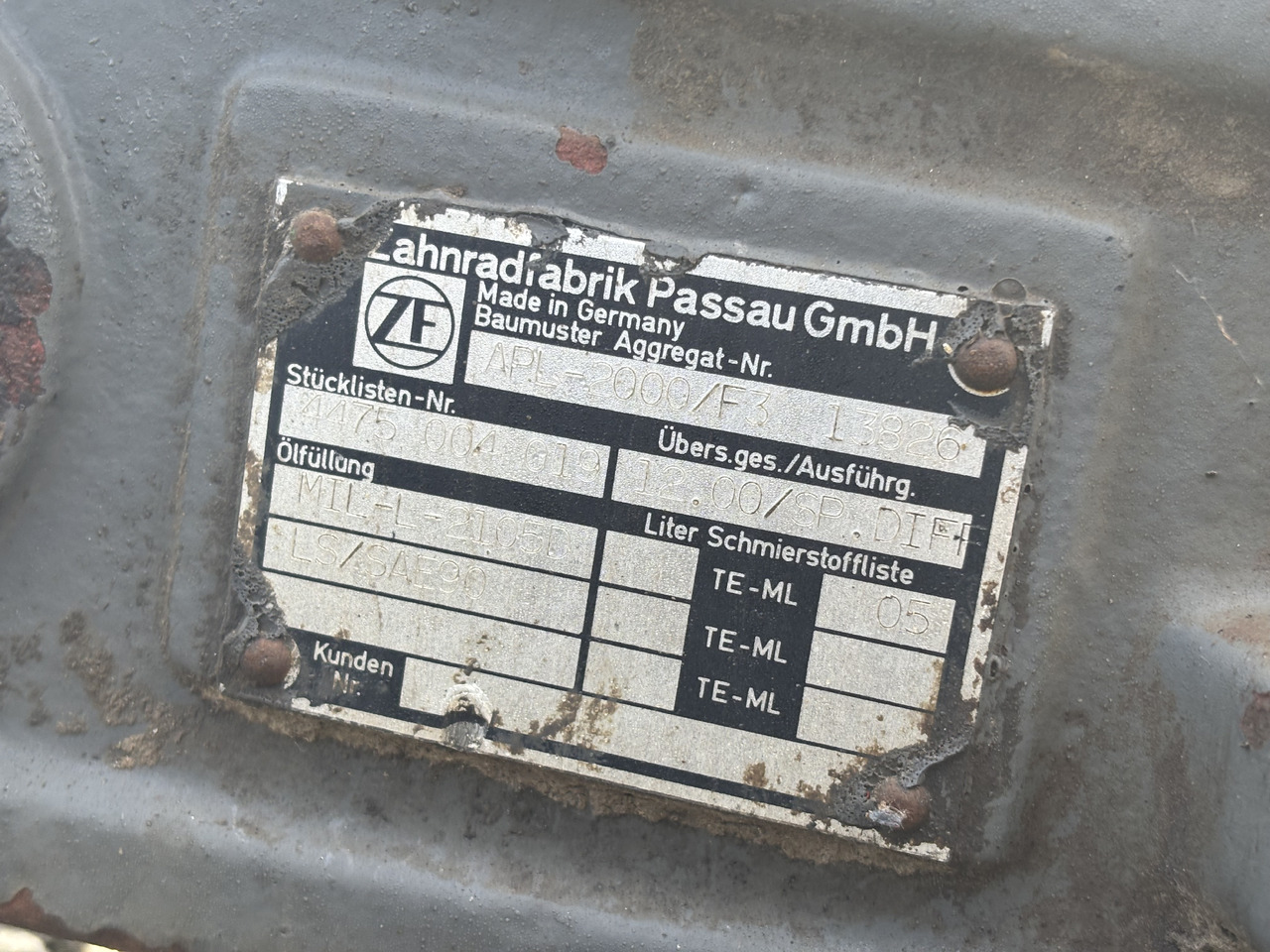 Most ZF Części APL-2000/F3 Dyferencjał Mechanizm Różnicowy Atak Półoś Przekładnia - Diferencialni menjalnik za Kmetijski stroj: slika 5 Most ZF Części APL-2000/F3 Dyferencjał Mechanizm Różnicowy Atak Półoś Przekładnia - Diferencialni menjalnik za Kmetijski stroj: slika 5