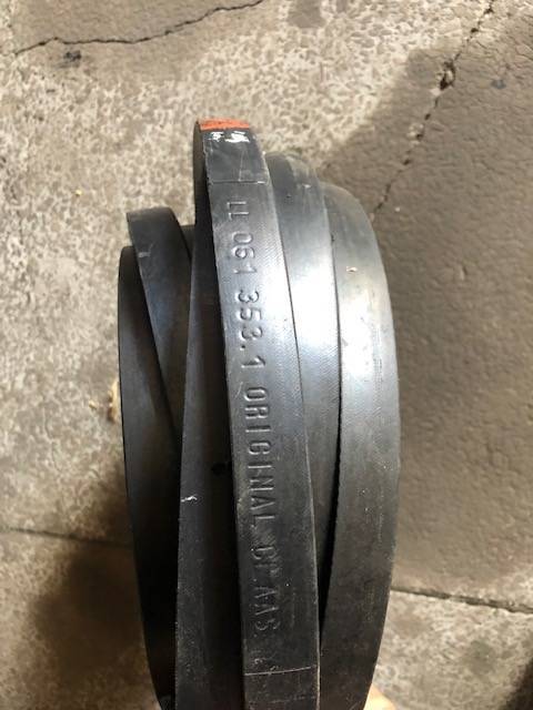 Pas sieczkarni Claas Mega dominator Claas 061353.1 orginał - Jermen za Kombajn harvester: slika 1 Pas sieczkarni Claas Mega dominator Claas 061353.1 orginał - Jermen za Kombajn harvester: slika 1