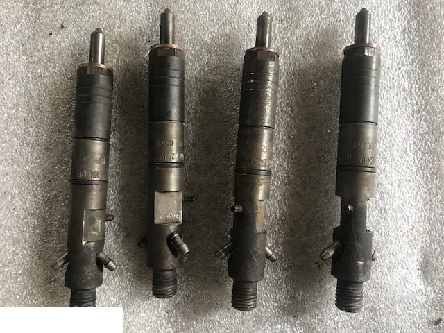Perkins RG Delphi - Wtryskiwacze 2645K011 - Injektor za Kmetijski stroj: slika 2 Perkins RG Delphi - Wtryskiwacze 2645K011 - Injektor za Kmetijski stroj: slika 2
