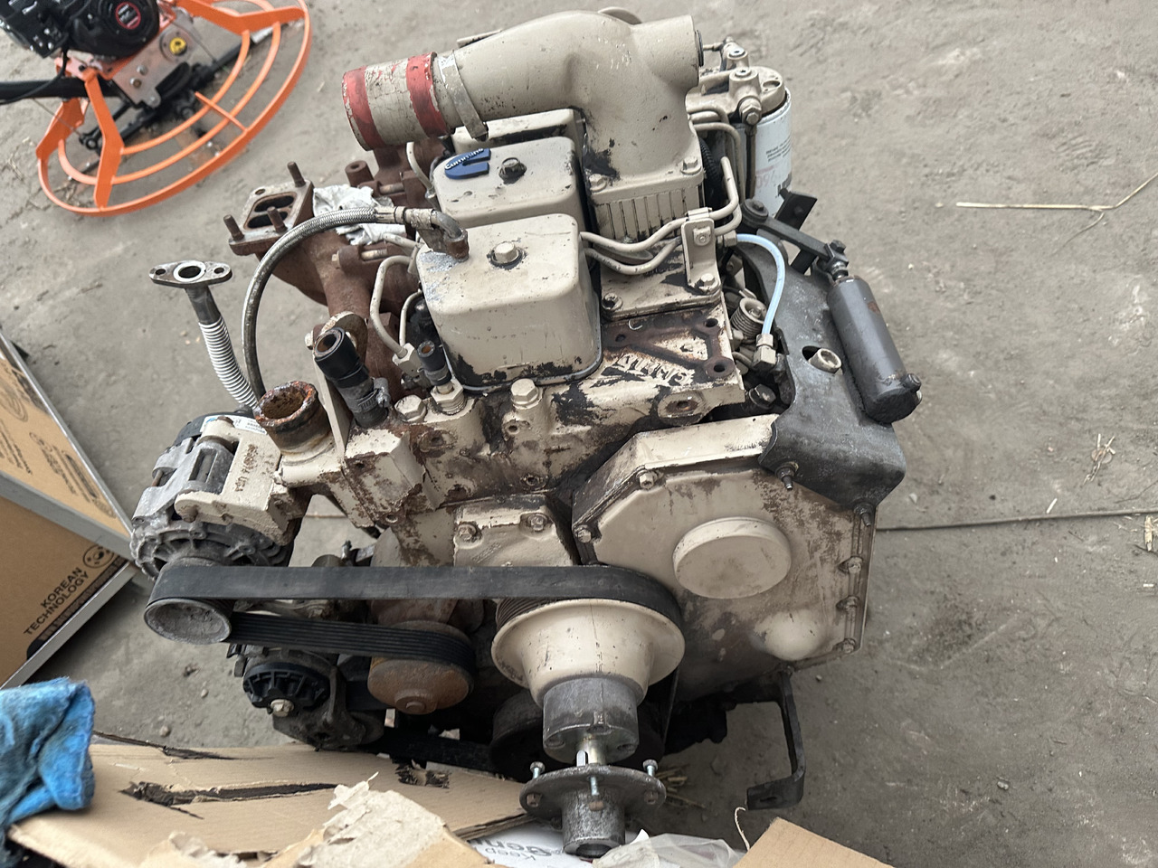 Silnik Cummins B4.5 , Cummins 4bt Mecelac mtx12 - Motor za Gradbeni stroj: slika 1 Silnik Cummins B4.5 , Cummins 4bt Mecelac mtx12 - Motor za Gradbeni stroj: slika 1