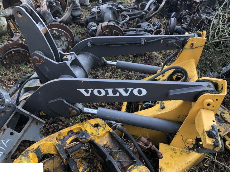 VOLVO L35 Siłownik Do Podnoszenia Ramienia Ładowarki Ramię - Hidravlični cilinder za Kolesni nakladalec: slika 2 VOLVO L35 Siłownik Do Podnoszenia Ramienia Ładowarki Ramię - Hidravlični cilinder za Kolesni nakladalec: slika 2