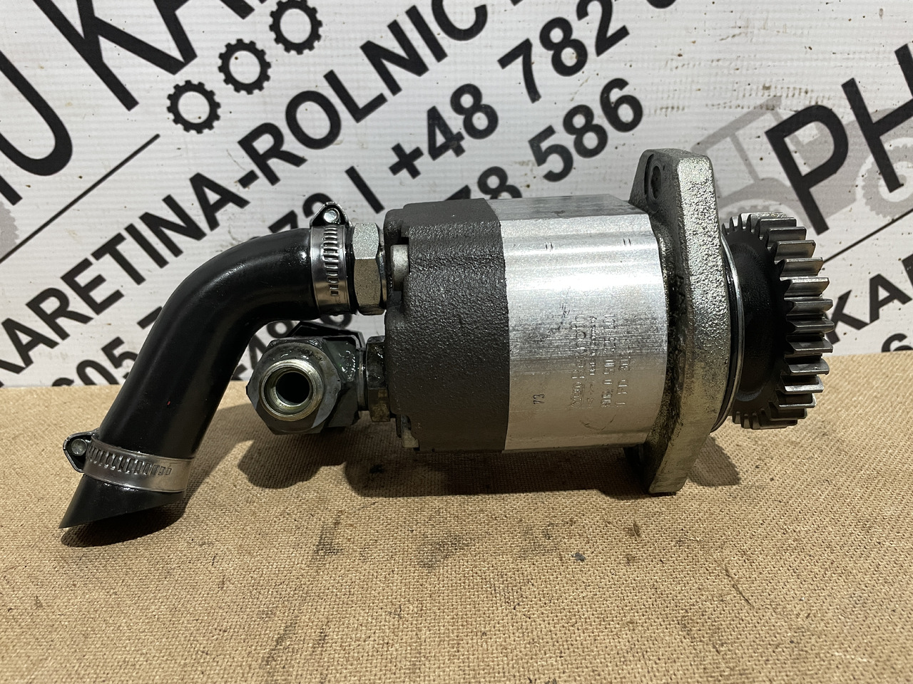 Valtra S354 Massey 8480 - skrzynia biegów - pompa hydrauliczna Rexroth G931941102010 0510425601 - Hidravlična črpalka za Kmetijski stroj: slika 1 Valtra S354 Massey 8480 - skrzynia biegów - pompa hydrauliczna Rexroth G931941102010 0510425601 - Hidravlična črpalka za Kmetijski stroj: slika 1