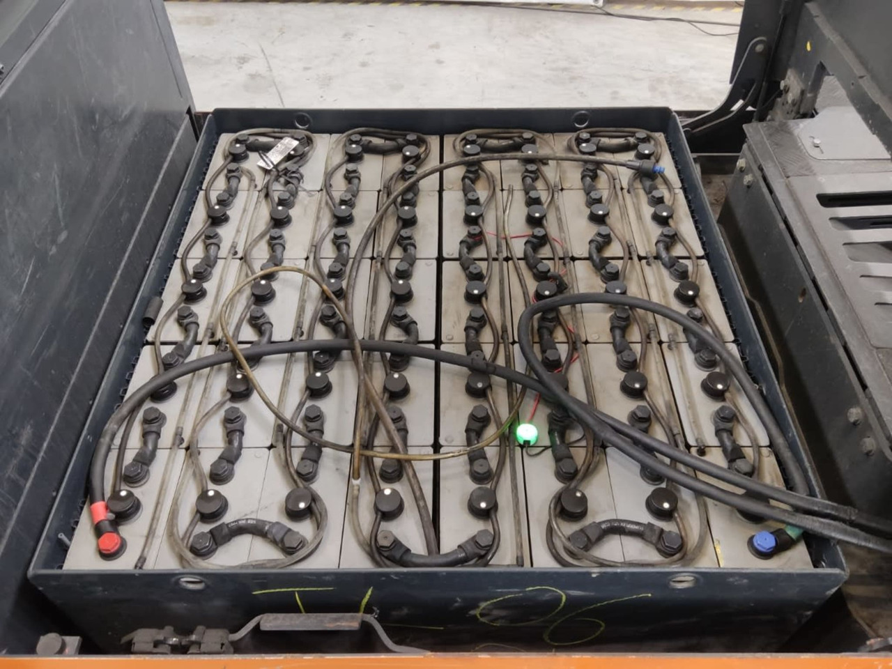 Linde P250 - Vlečni traktor: slika 4 Linde P250 - Vlečni traktor: slika 4