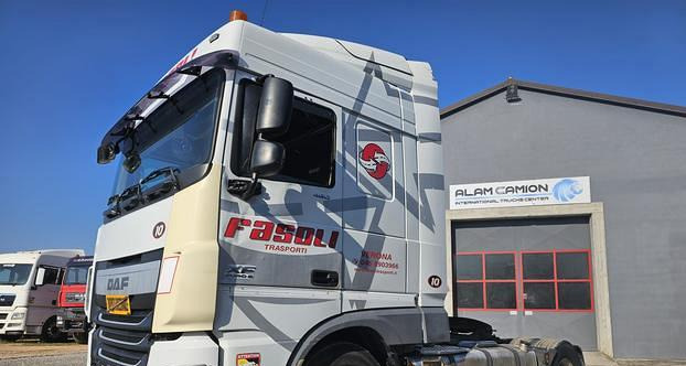 DAF XF-460 EURO 6 impianto idraulico - Vlačilec: slika 4 DAF XF-460 EURO 6 impianto idraulico - Vlačilec: slika 4