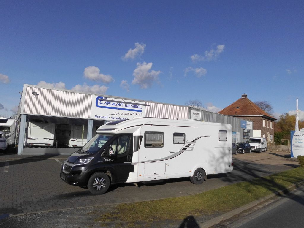 HYMER / ERIBA / HYMERCAR Tramp SL 704 Hubstützen, Solar, AHK uvm++++ - Polintegriran avtodom: slika 3 HYMER / ERIBA / HYMERCAR Tramp SL 704 Hubstützen, Solar, AHK uvm++++ - Polintegriran avtodom: slika 3