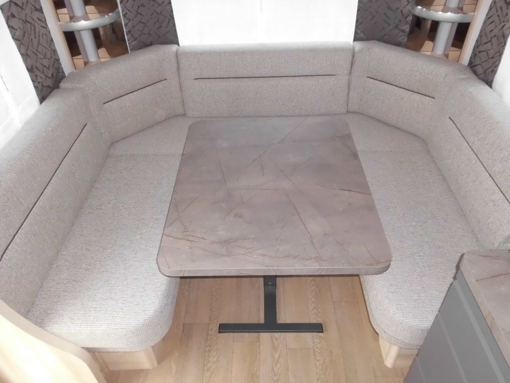 Hobby De Luxe 515 UHL mit Extras, Lagerabverkauf! - Počitniška prikolica: slika 5 Hobby De Luxe 515 UHL mit Extras, Lagerabverkauf! - Počitniška prikolica: slika 5