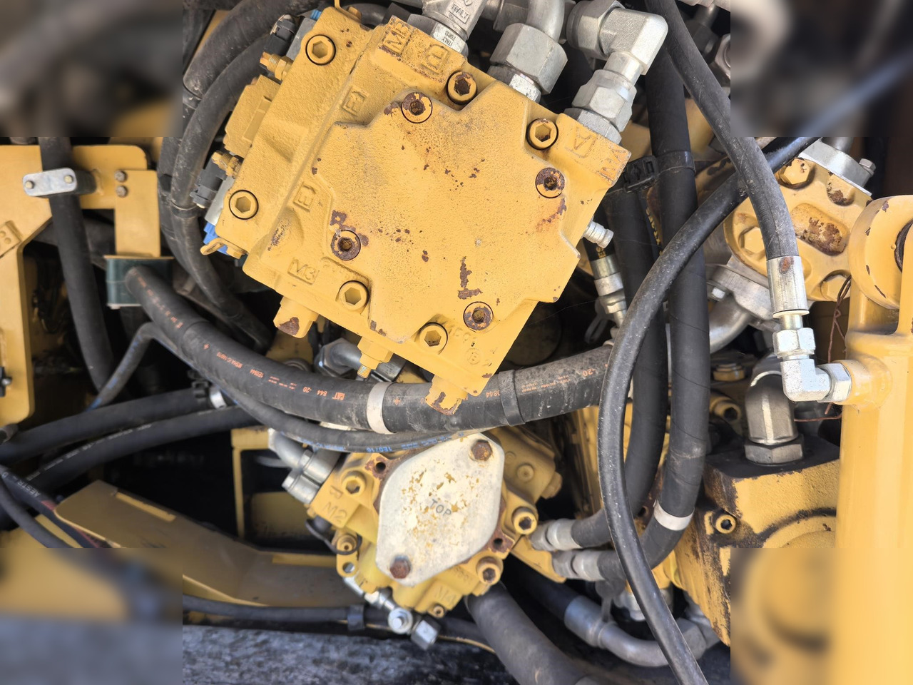 2010 CATERPILLAR AP-655D - Asfaltni finišer: slika 3 2010 CATERPILLAR AP-655D - Asfaltni finišer: slika 3