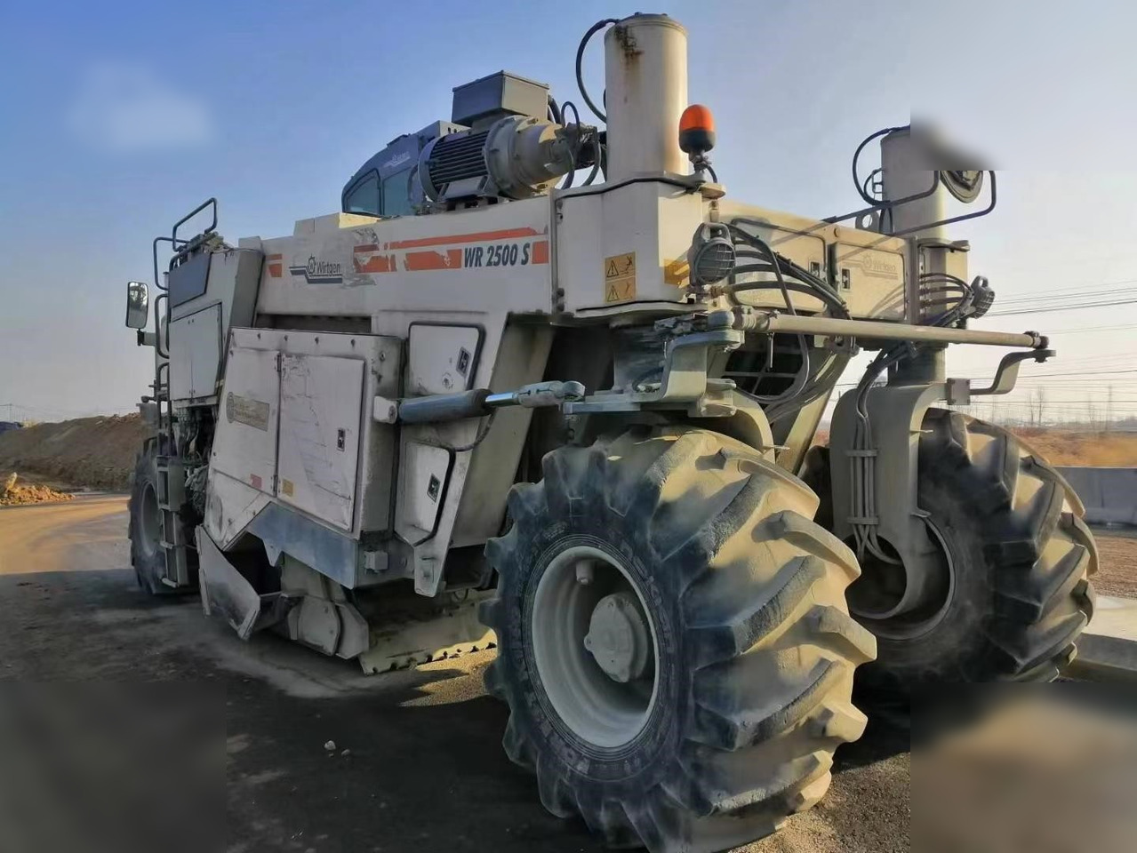 2010 WIRTGEN WR2500S - Stabilizator tal: slika 1 2010 WIRTGEN WR2500S - Stabilizator tal: slika 1