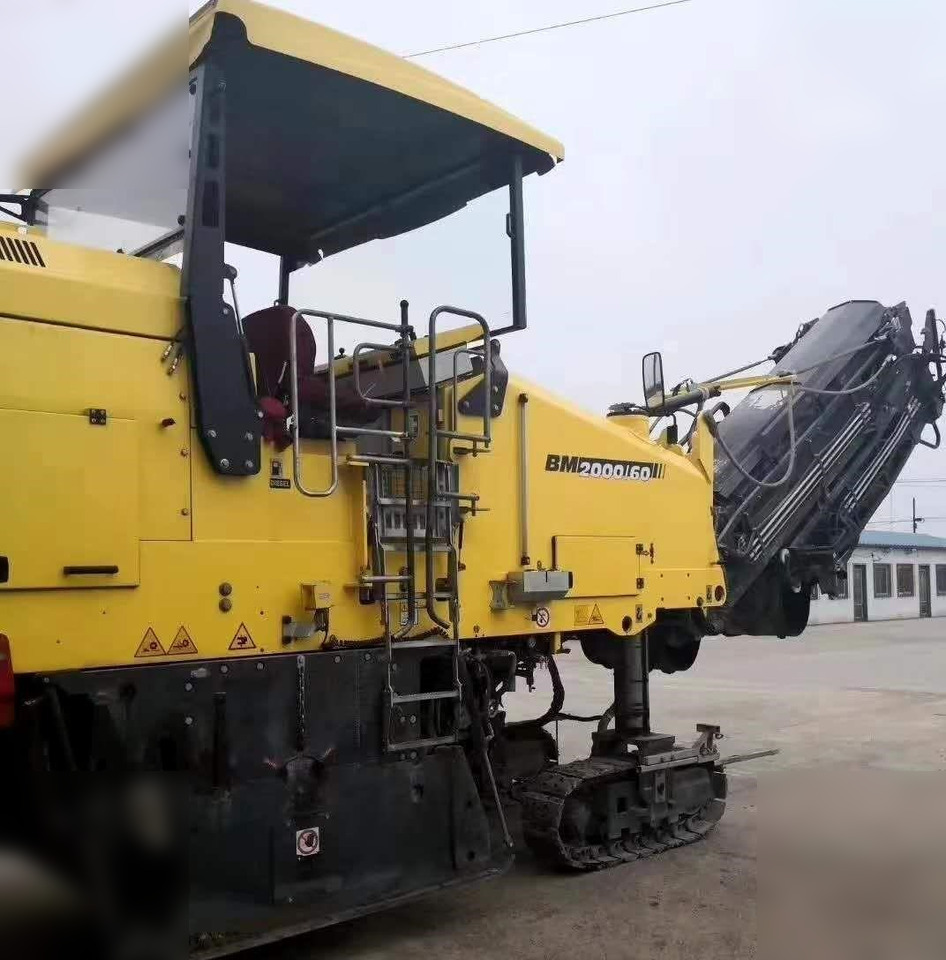 2015 BOMAG BM2000/60-2 - Freza za asfalt: slika 2 2015 BOMAG BM2000/60-2 - Freza za asfalt: slika 2