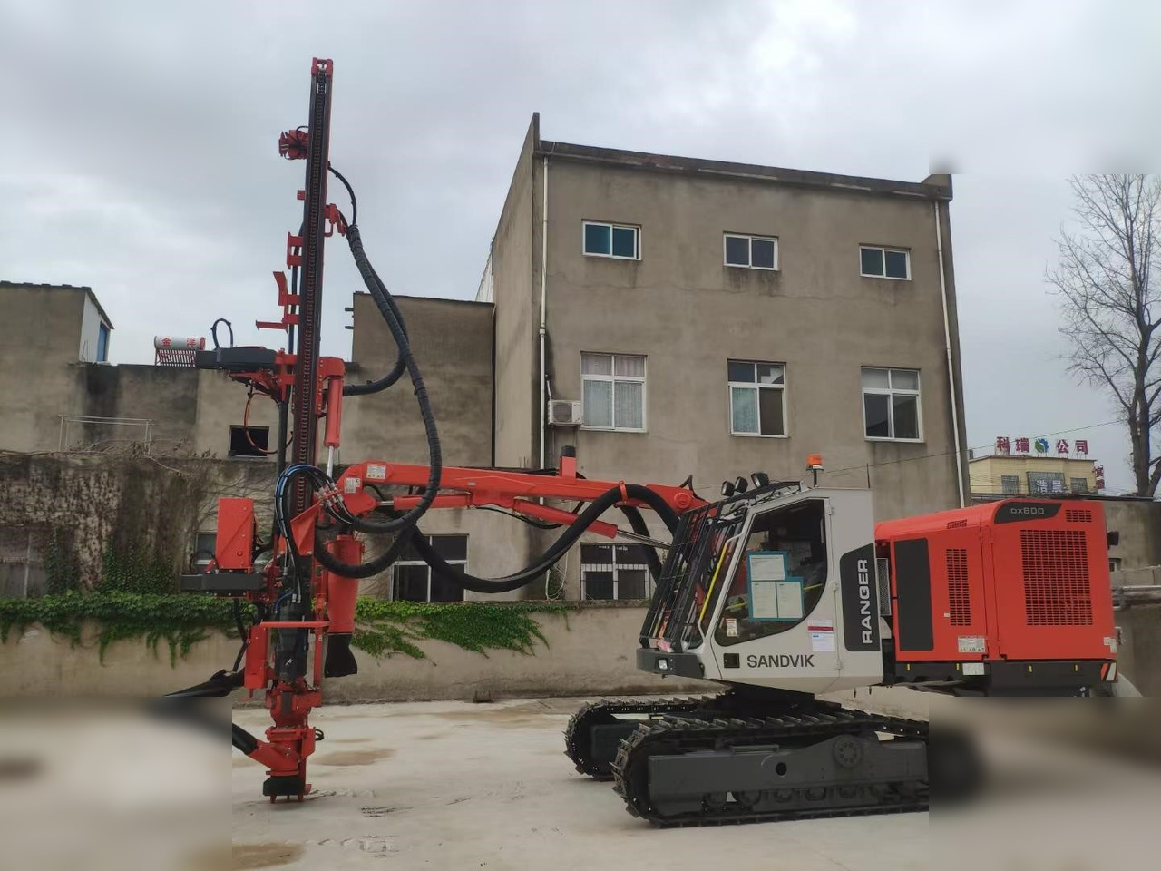 2023 SANDVIK DX800 - Vrtalna naprava: slika 3 2023 SANDVIK DX800 - Vrtalna naprava: slika 3