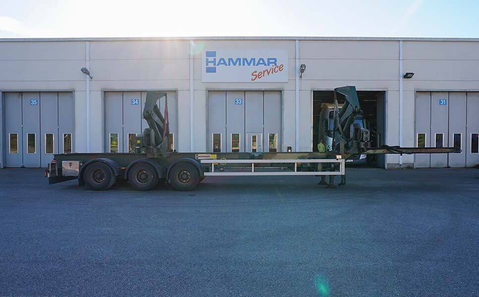 Hammar 195 S, Sideloader, 33 tonnes SWL (20'-40') - Kontejnerska polprikolica/ Polprikolica z zamenljivim tovoriščem: slika 1 Hammar 195 S, Sideloader, 33 tonnes SWL (20'-40') - Kontejnerska polprikolica/ Polprikolica z zamenljivim tovoriščem: slika 1