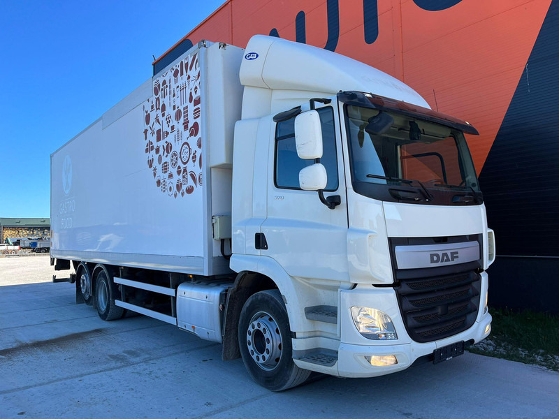 DAF CF 370 6x2 HULTSTEINS / BOX L=8744 mm - Tovornjak hladilnik: slika 4 DAF CF 370 6x2 HULTSTEINS / BOX L=8744 mm - Tovornjak hladilnik: slika 4