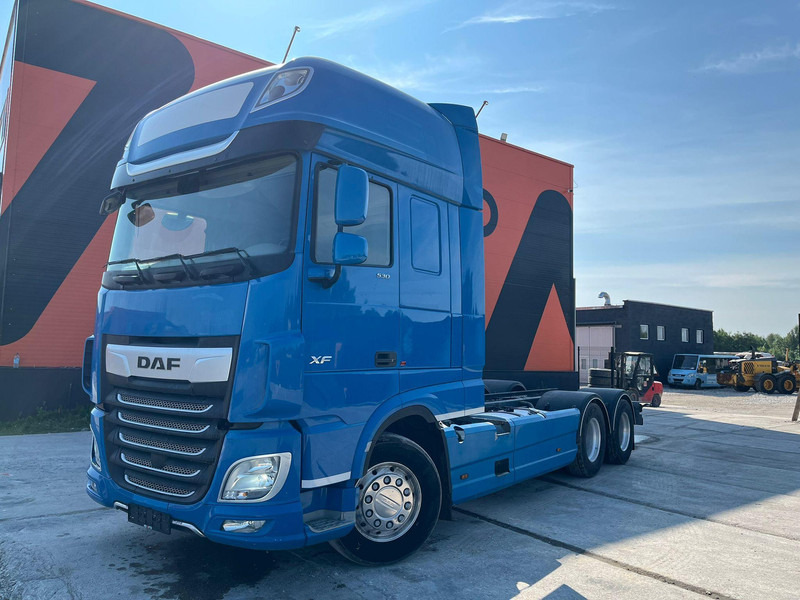 DAF XF 530 6x2 CHASSIS L=6120 mm - Tovornjak-šasija: slika 2 DAF XF 530 6x2 CHASSIS L=6120 mm - Tovornjak-šasija: slika 2