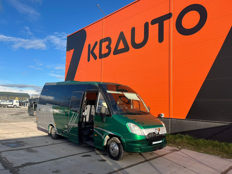 Iveco Indcar Wing 4x2 23 SEATS / AC / WEBASTO - Minibus, Potniški kombi: slika 1 Iveco Indcar Wing 4x2 23 SEATS / AC / WEBASTO - Minibus, Potniški kombi: slika 1