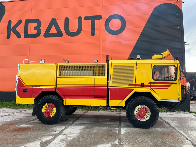 MAN DAF 14.440 4x4 Rosenbauer R280HN2 / 2800 l/min - 15 bar / 300 l/min - 40 bar / tanks 178 + 1546 l - Gasilsko vozilo: slika 5 MAN DAF 14.440 4x4 Rosenbauer R280HN2 / 2800 l/min - 15 bar / 300 l/min - 40 bar / tanks 178 + 1546 l - Gasilsko vozilo: slika 5
