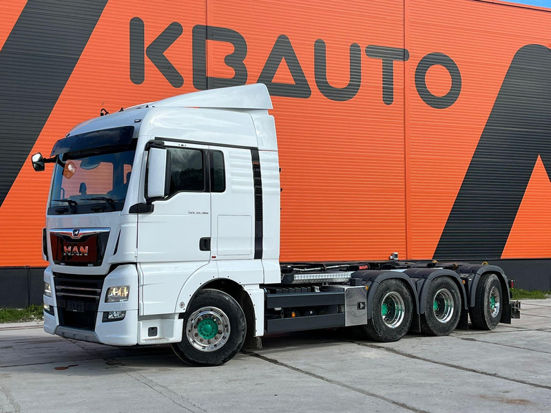 MAN TGX 35.580 8x4*4 MULTILIFT T 20 ton / L=5800 mm / INTARDER - Kotalni prekucni tovornjak: slika 1 MAN TGX 35.580 8x4*4 MULTILIFT T 20 ton / L=5800 mm / INTARDER - Kotalni prekucni tovornjak: slika 1