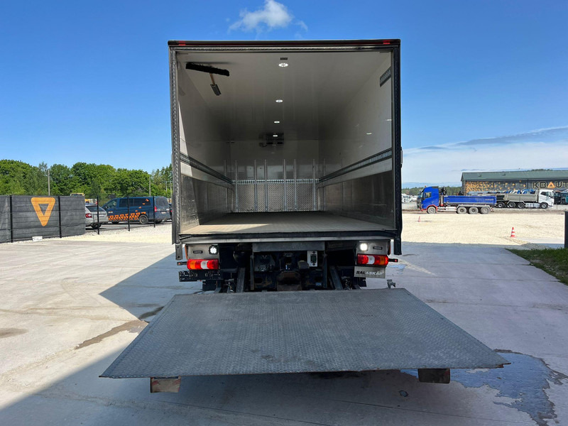 Tovornjak zabojnik Mercedes-Benz Actros 2545 6x2 BOX L=7526 mm: slika 10