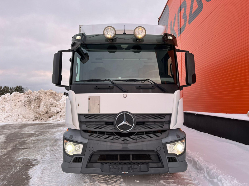 Mercedes-Benz Antos 1830 4x2 EURO 6 ! / BOX L=7593 mm - Tovornjak zabojnik: slika 3 Mercedes-Benz Antos 1830 4x2 EURO 6 ! / BOX L=7593 mm - Tovornjak zabojnik: slika 3