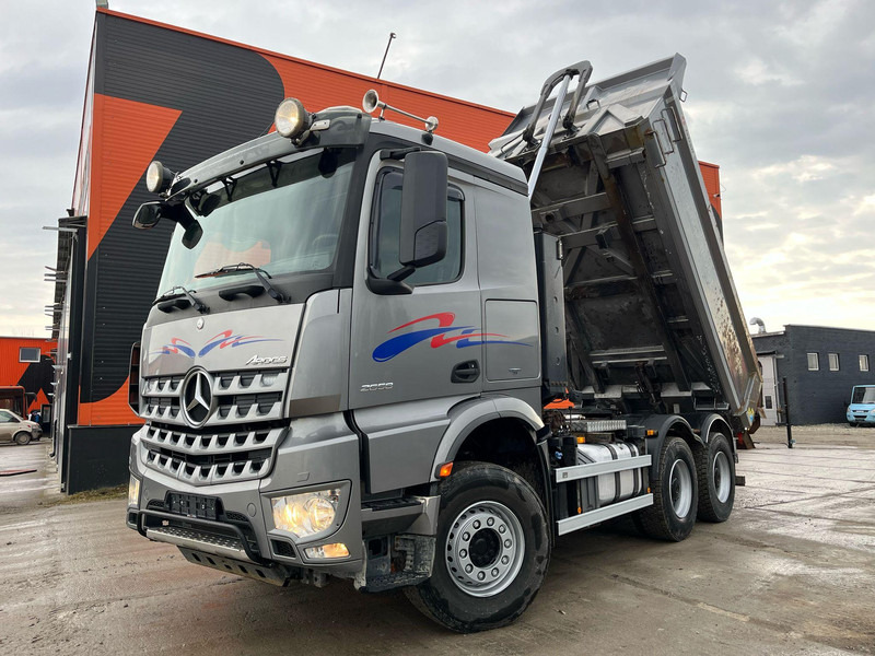 Mercedes-Benz Arocs 2658 6x4 COMBI / RETARDER / FULL STEEL / BOX L=4435 mm - Tovornjak prekucnik: slika 2 Mercedes-Benz Arocs 2658 6x4 COMBI / RETARDER / FULL STEEL / BOX L=4435 mm - Tovornjak prekucnik: slika 2