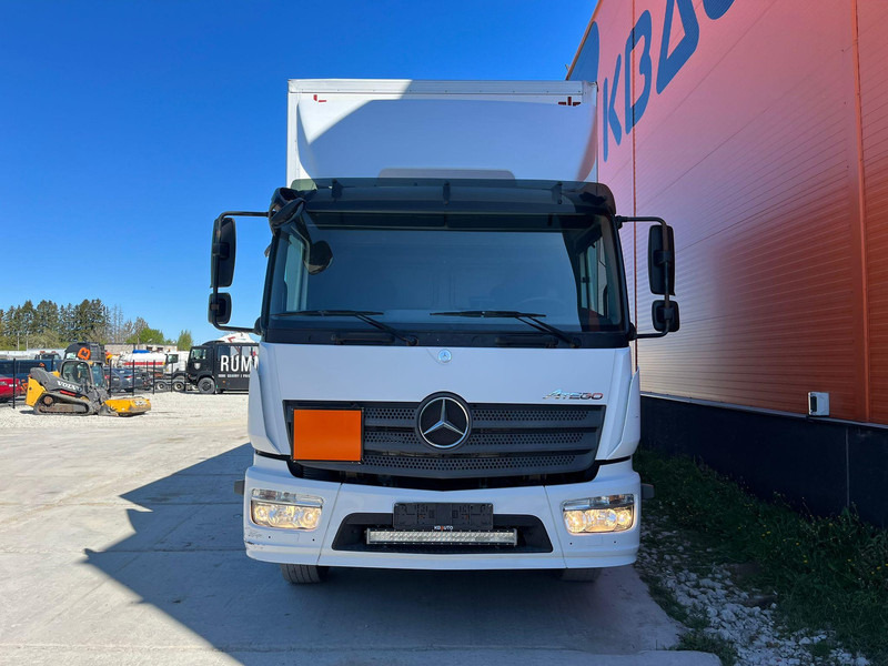 Mercedes-Benz Atego 1524 4x2 BOX L=7547mm - Tovornjak zabojnik: slika 3 Mercedes-Benz Atego 1524 4x2 BOX L=7547mm - Tovornjak zabojnik: slika 3