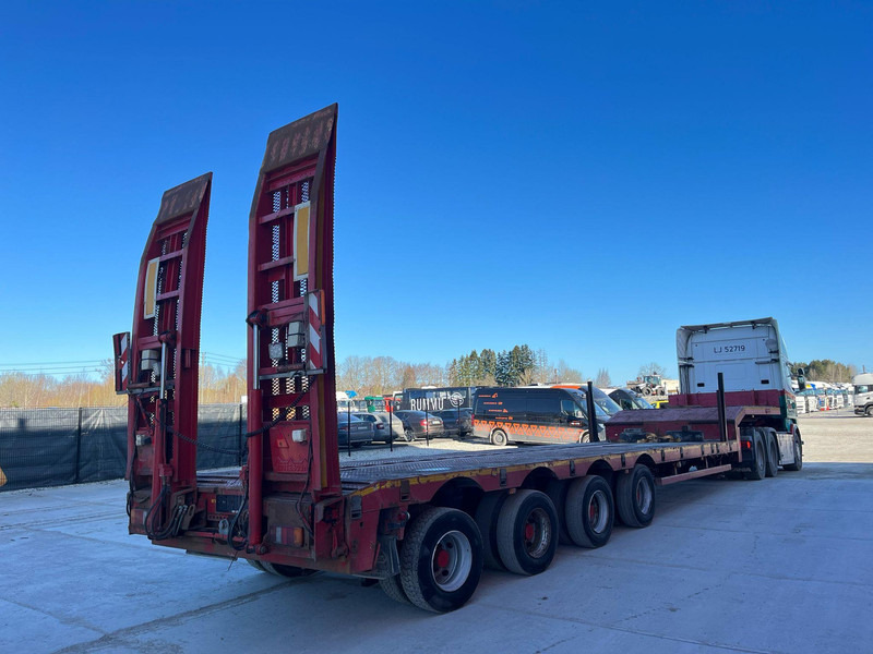 Nooteboom MCO-58-04V PLATFORM 9900 mm + 6100 + 6400 mm EXTENDABLE / LOADING HEIGHT 860 mm / ALL STEERED AXLES - Nizko noseča polprikolica: slika 4 Nooteboom MCO-58-04V PLATFORM 9900 mm + 6100 + 6400 mm EXTENDABLE / LOADING HEIGHT 860 mm / ALL STEERED AXLES - Nizko noseča polprikolica: slika 4