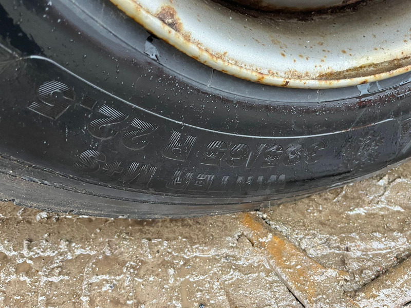 Polprikolica s kesonom Renders ROC WITHOUT CRANE ! / PLATFORM 12000 mm: slika 18