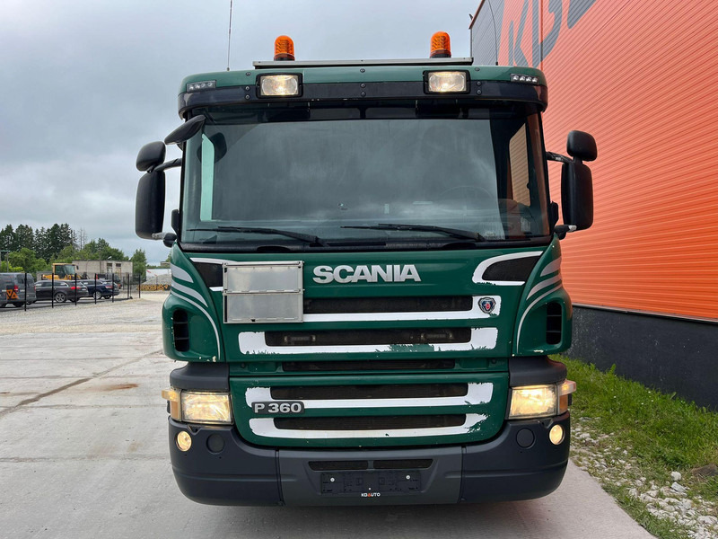 Scania P 360 6x2*4 Larsen A/S TANK 10000 l / VACUUM Vacustar W1300R / PRESSURE Uraca F716 - Vakuumski tovornjak: slika 2 Scania P 360 6x2*4 Larsen A/S TANK 10000 l / VACUUM Vacustar W1300R / PRESSURE Uraca F716 - Vakuumski tovornjak: slika 2