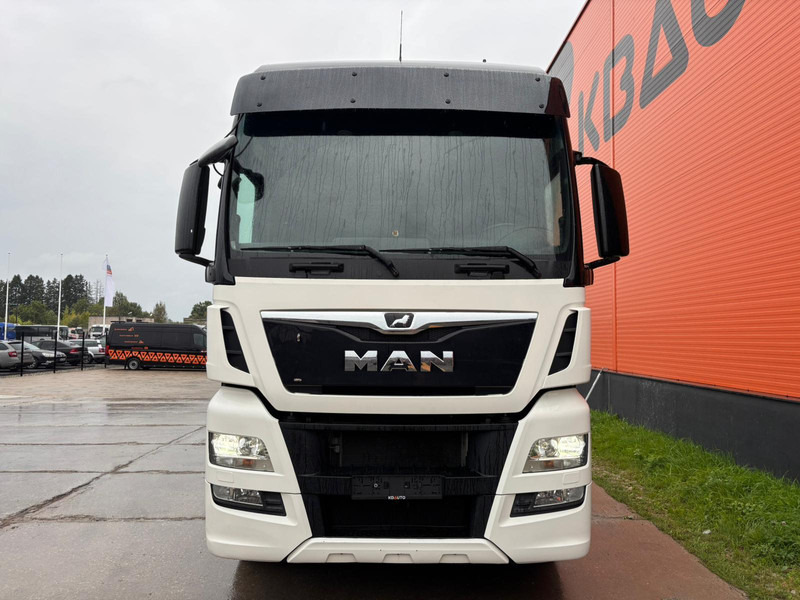 MAN TGX 28.480 6x2 XXL CAB / INTARDER / DOUBLE BOGIE - Vlačilec: slika 3 MAN TGX 28.480 6x2 XXL CAB / INTARDER / DOUBLE BOGIE - Vlačilec: slika 3