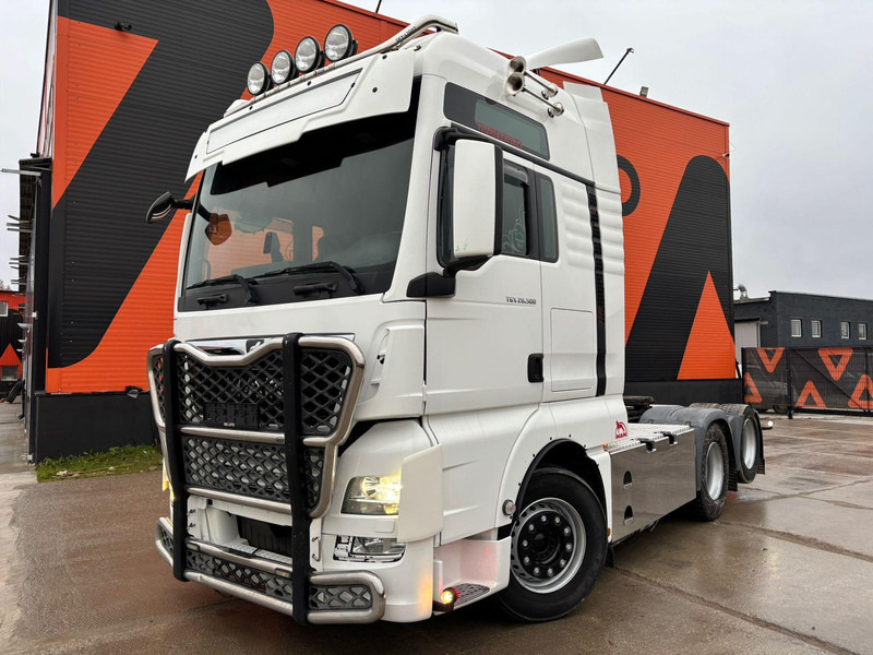 MAN TGX 28.500 6x2 XXL CAB / INTARDER / DOUBLE BOGIE - Vlačilec: slika 2 MAN TGX 28.500 6x2 XXL CAB / INTARDER / DOUBLE BOGIE - Vlačilec: slika 2