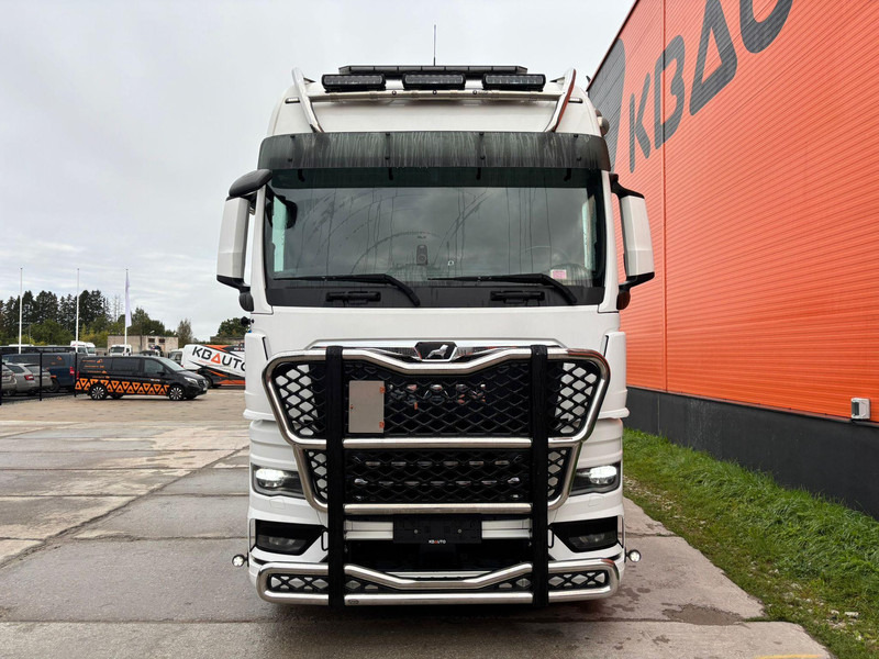 MAN TGX 28.580 6x2 TWIN BED GX CAB / INTARDER / DOUBLE BOGIE - Vlačilec: slika 3 MAN TGX 28.580 6x2 TWIN BED GX CAB / INTARDER / DOUBLE BOGIE - Vlačilec: slika 3