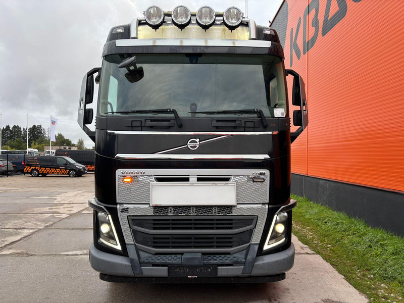 Volvo FH 16 750 6x4 GCW 90 ton / RETARDER - Vlačilec: slika 3 Volvo FH 16 750 6x4 GCW 90 ton / RETARDER - Vlačilec: slika 3