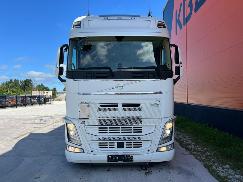Volvo FH 500 6x2 GLOBE XL / ADR / RETARDER / DOUBLE BOGIE - Vlačilec: slika 3 Volvo FH 500 6x2 GLOBE XL / ADR / RETARDER / DOUBLE BOGIE - Vlačilec: slika 3