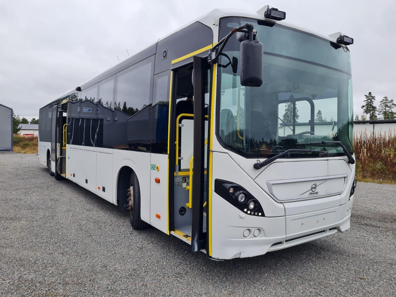 Volvo 8900 B8R 6x2*4 EURO6 / 59 SEATS / AC / AUXILIARY HEATING / Wheelchair lift / - Primestni avtobus: slika 1 Volvo 8900 B8R 6x2*4 EURO6 / 59 SEATS / AC / AUXILIARY HEATING / Wheelchair lift / - Primestni avtobus: slika 1