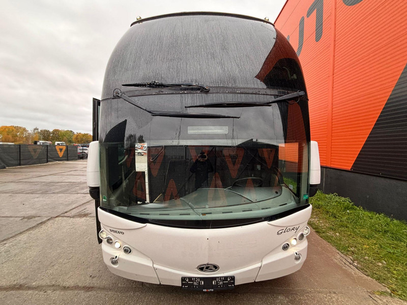 Volvo B12B Beulas Glory 6x2*4 61 SEATS / AC / AUXILIARY HEATING / WC - Potovalni avtobus: slika 2 Volvo B12B Beulas Glory 6x2*4 61 SEATS / AC / AUXILIARY HEATING / WC - Potovalni avtobus: slika 2