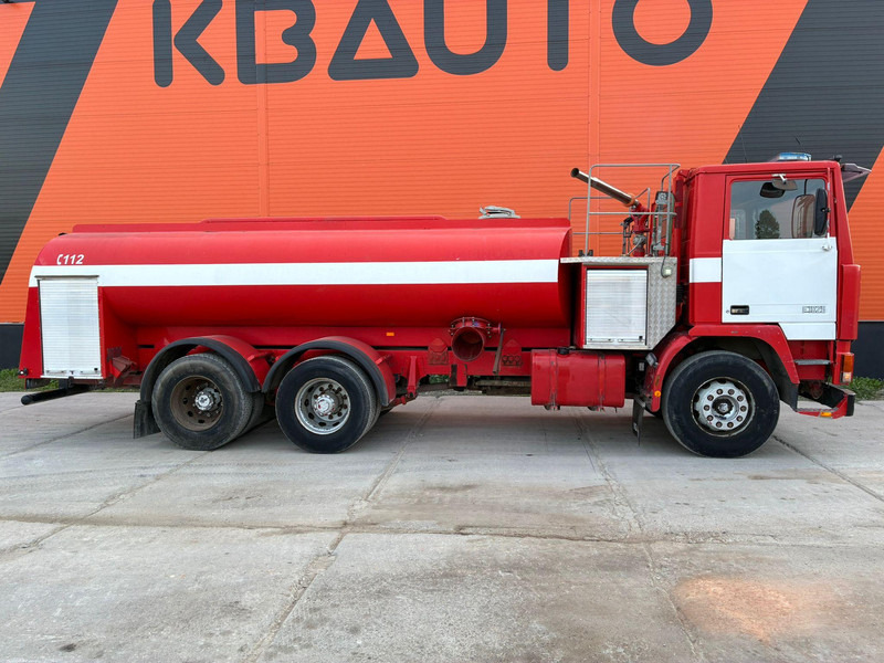 Volvo F 10 6x2 Ruberg / 2700 l/min / tanks 9000 I + 1000 l - Gasilsko vozilo: slika 5 Volvo F 10 6x2 Ruberg / 2700 l/min / tanks 9000 I + 1000 l - Gasilsko vozilo: slika 5
