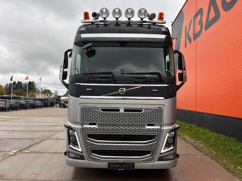 Volvo FH 16 650 8x4*4 PALFINGER PK 33002 EH / PLATFORM L=6779 mm - Tovornjak s kesonom, Tovornjak z dvigalom: slika 3 Volvo FH 16 650 8x4*4 PALFINGER PK 33002 EH / PLATFORM L=6779 mm - Tovornjak s kesonom, Tovornjak z dvigalom: slika 3