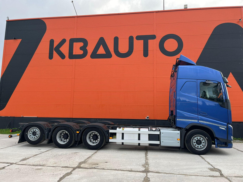 Volvo FH 500 8x4*4 GLOBE XL / RETARDER / CHASSIS L=7589 mm - Tovornjak-šasija: slika 4 Volvo FH 500 8x4*4 GLOBE XL / RETARDER / CHASSIS L=7589 mm - Tovornjak-šasija: slika 4