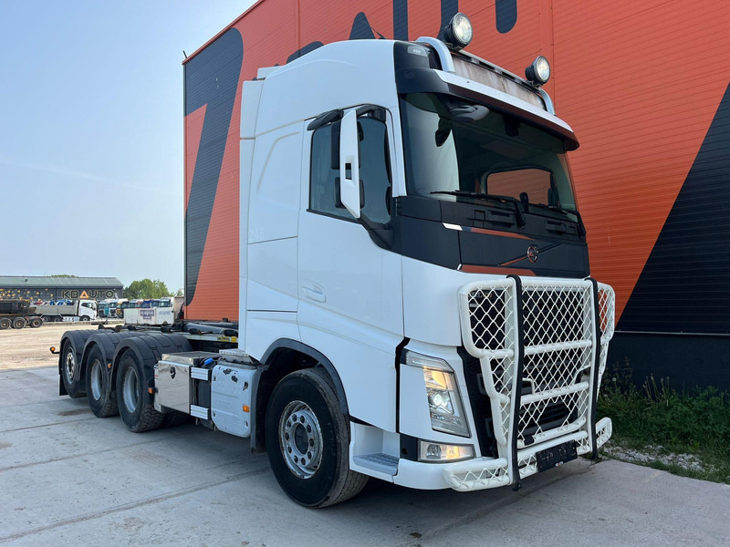 Volvo FH 540 8x4*4 AJK 20 ton / L=5700 mm - Kotalni prekucni tovornjak: slika 4 Volvo FH 540 8x4*4 AJK 20 ton / L=5700 mm - Kotalni prekucni tovornjak: slika 4