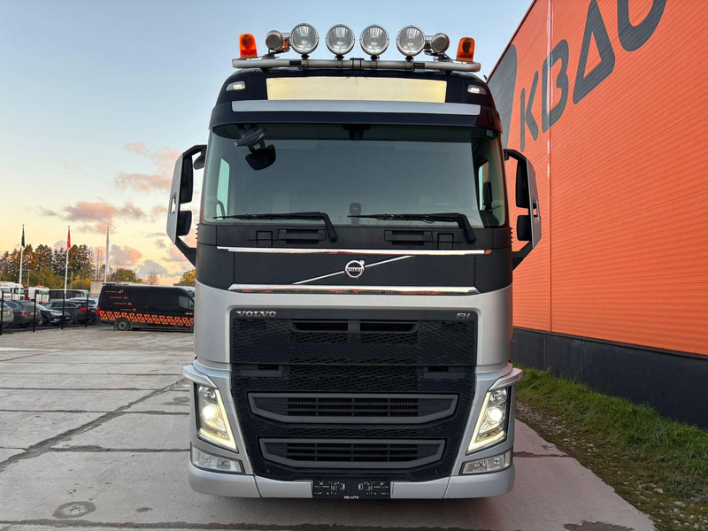 Volvo FH 540 8x4*4 PALFINGER PK 33002 EH / PLATFORM L=7049 mm - Tovornjak s kesonom, Tovornjak z dvigalom: slika 3 Volvo FH 540 8x4*4 PALFINGER PK 33002 EH / PLATFORM L=7049 mm - Tovornjak s kesonom, Tovornjak z dvigalom: slika 3